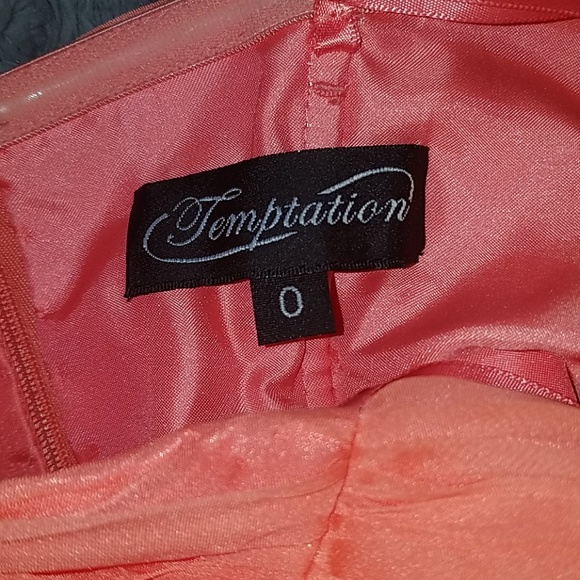 Peach Diamonded prom dress💗 - Picture 4 of 4